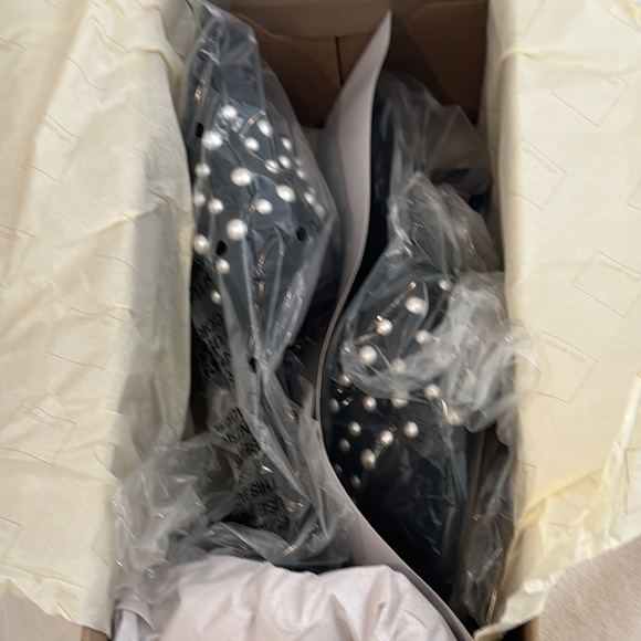 Dolce Vita Meeza Imitation Pearl Sandal. Ladies 7.5 - Picture 14 of 15